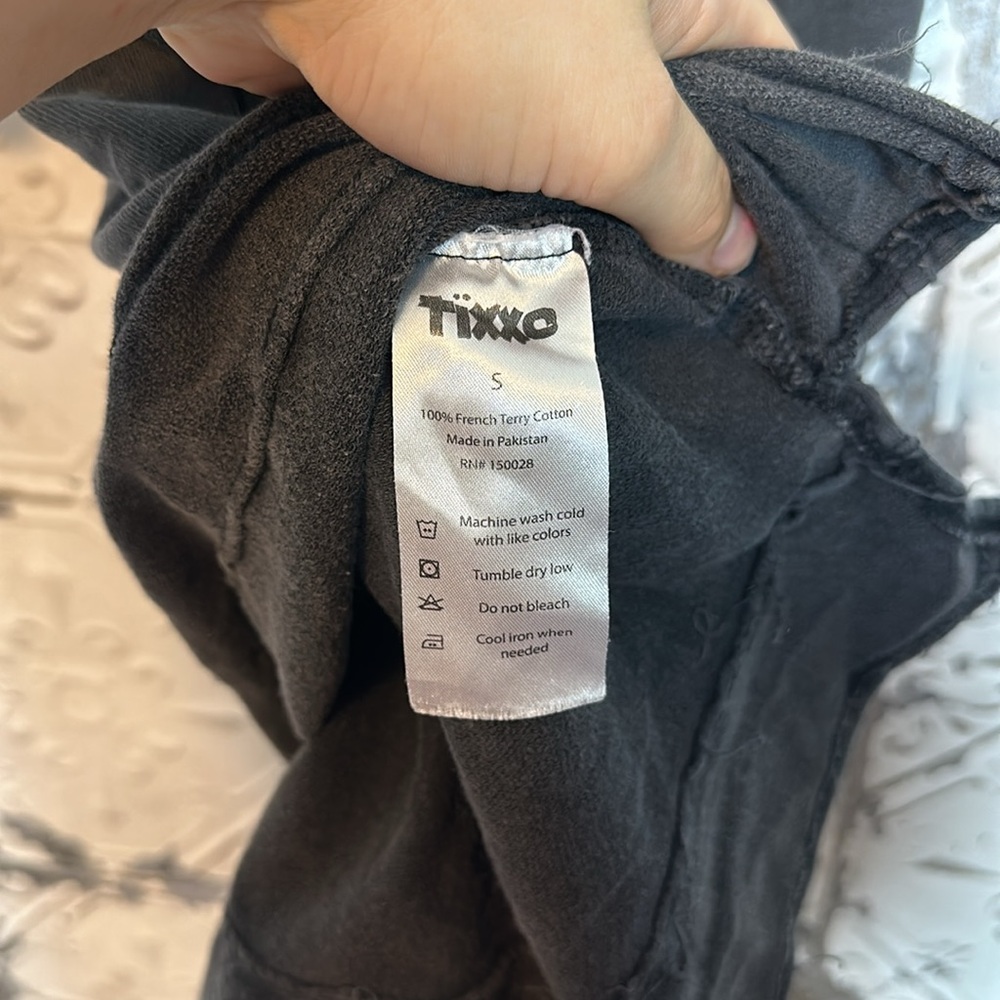 Tixxo acid wash tee - Picture 5 of 6